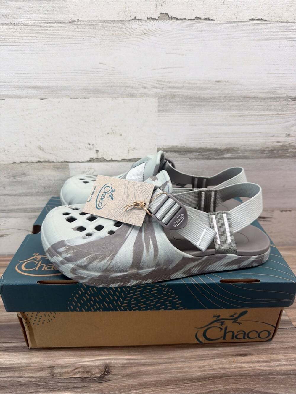CHACOS SANDALS, Chillos Clog Green Mist, Women's 10, $65 NEW, New With Box